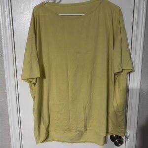 lululemon athletica Short Sleeve Tee in Light Yellow